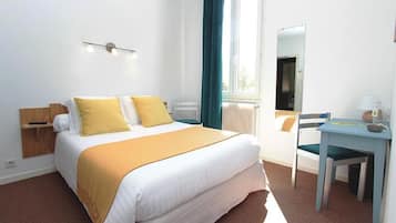 1 chambre, coffres-forts dans les chambres, bureau