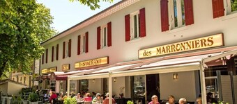 Hôtel Restaurant Les Marronniers