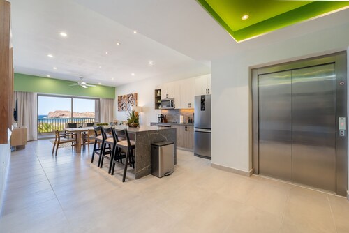 1301 2BR/2.5BA Oceanfront Loreto @ Danzante Bay