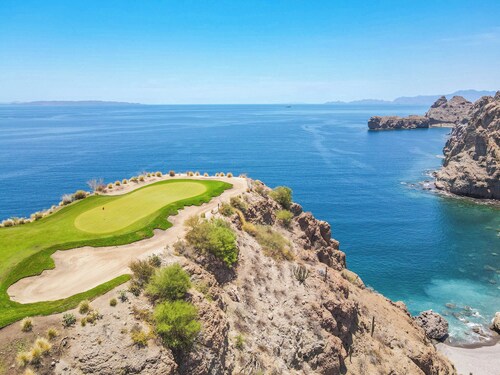 1301 2BR/2.5BA Oceanfront Loreto @ Danzante Bay