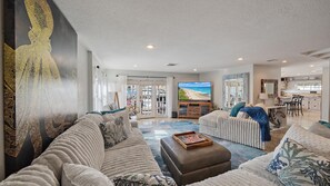 Living area - Decked Out On Marbury 4 Bedroom Home by RedAwning (Longboat Key)