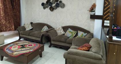 Stunning 2-bed Luxury Apartment