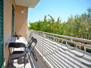 Apartamento, para fumantes | 3 quartos