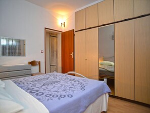 Apartamento, para fumantes | 3 quartos