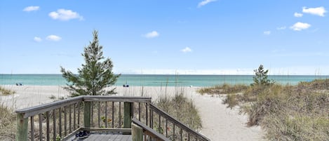Townhome, 2 Bedrooms | Beach