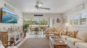 Townhome, 2 Bedrooms | Living area | Smart TV