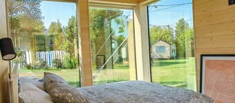 Pura Vida Tiny house Seaside Resort Mirror house