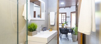 Casa Charmosa com Piscina - Barra do Una