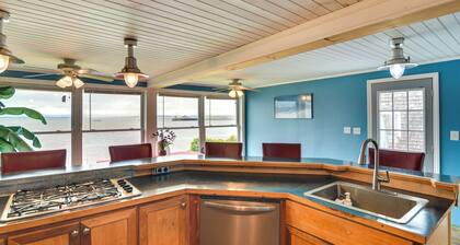 Massachusetts Vacation Rental: 5 Mi to Fall River