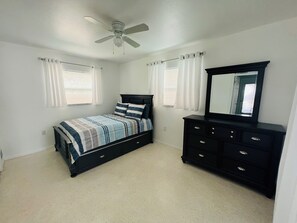 2 bedrooms, WiFi, bed sheets