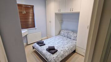 Appartement | 1 slaapkamer, een strijkplank/strijkijzer, gratis wifi, beddengoed