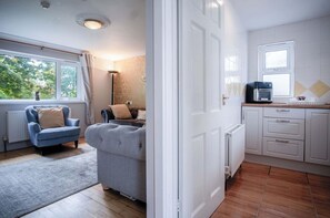 Cottage (3 Bedrooms) | Floor plan - Rose Cottage - 3 Bed Cottage - New Hedges - Tenby (Tenby)