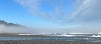 Humble Home on the Coast in the Heart of Redwood National Park with Hot Tub! 