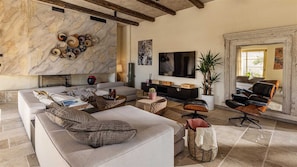 Älytelevisio, takka