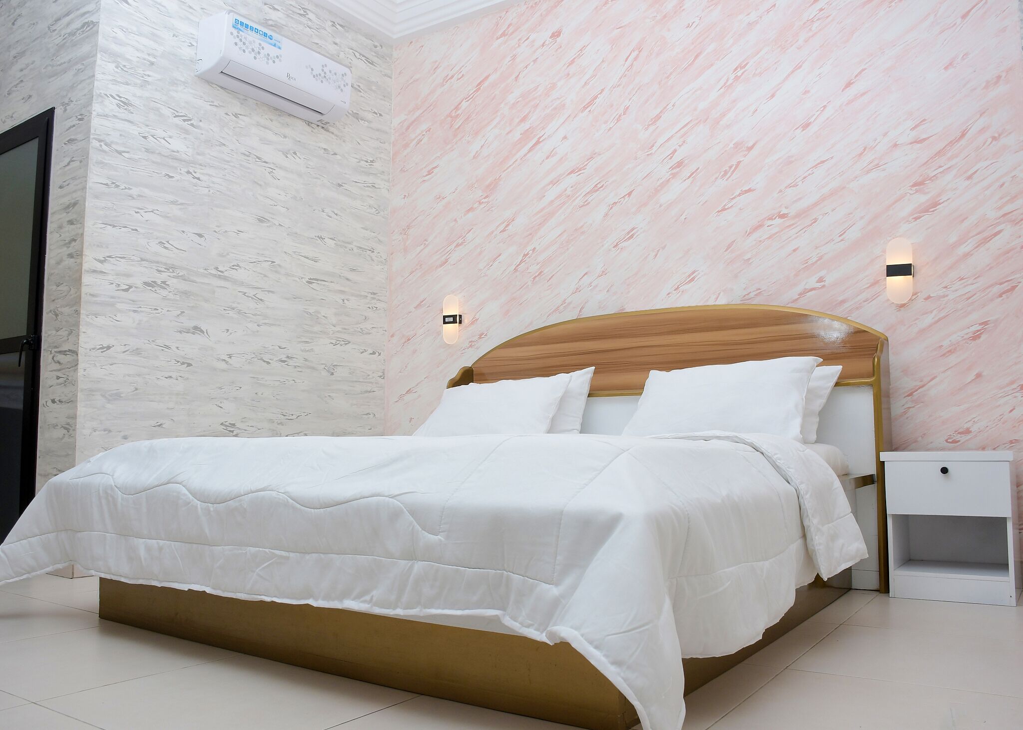 Comfort trippelrum | Sängtillbehör av högsta kvalitet, duntäcken och individuell inredning