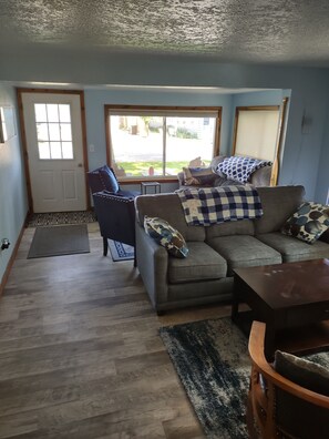 Téléviseur connecté, lecteur de DVD