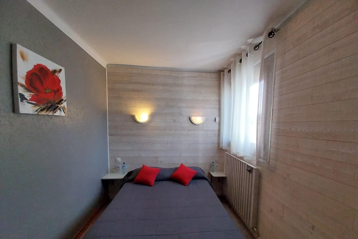 Individually furnished, desk, blackout curtains, iron/ironing board