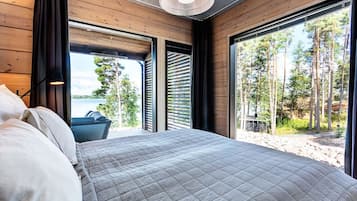 3 Schlafzimmer, Schreibtisch, Bügeleisen/Bügelbrett, Reisekinderbett