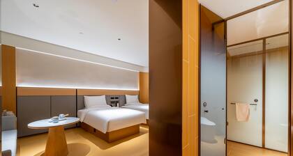 Ji Hotel Lingyuan Tianyi Square