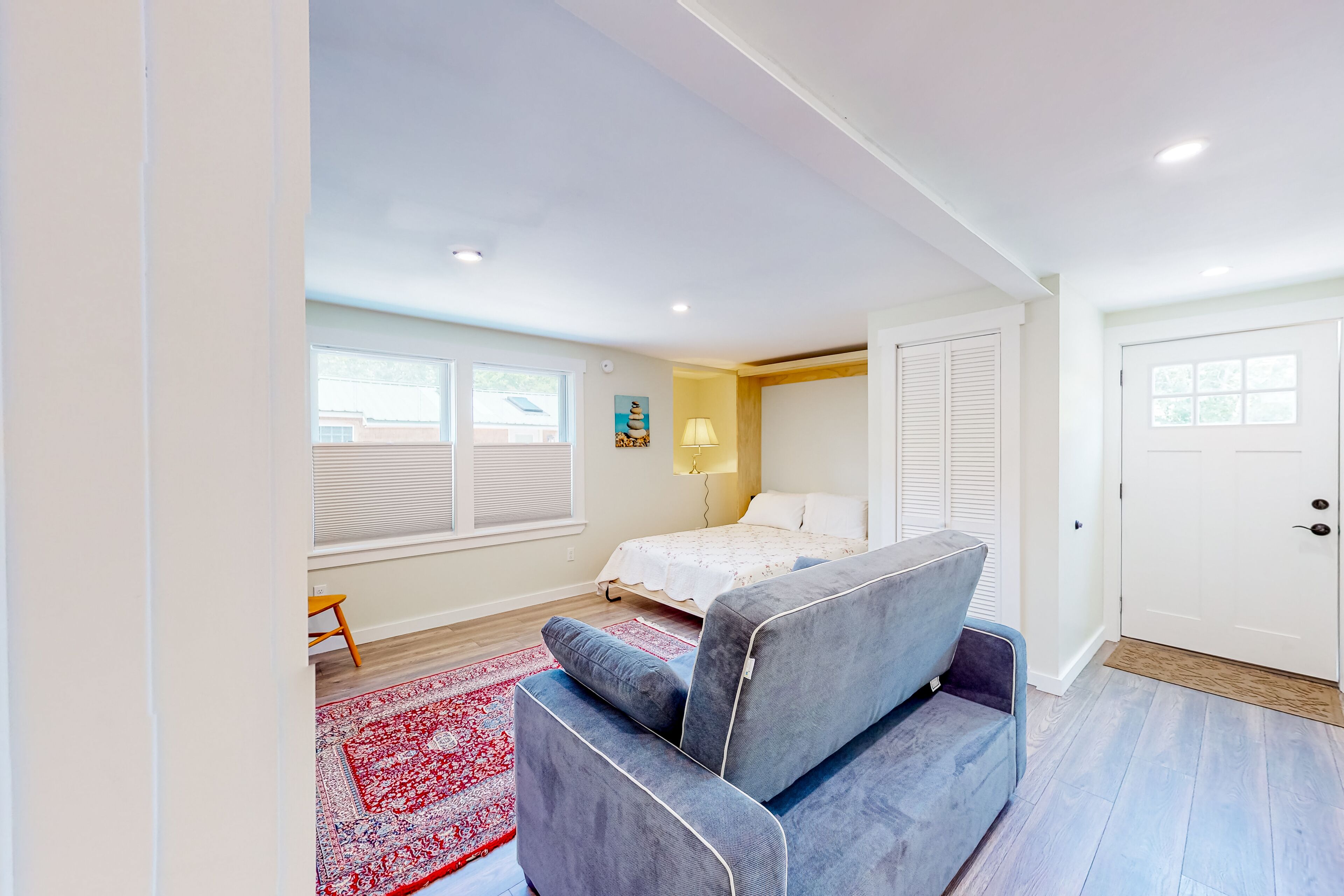 Strykjärn/strykbräda, internet och sängkläder