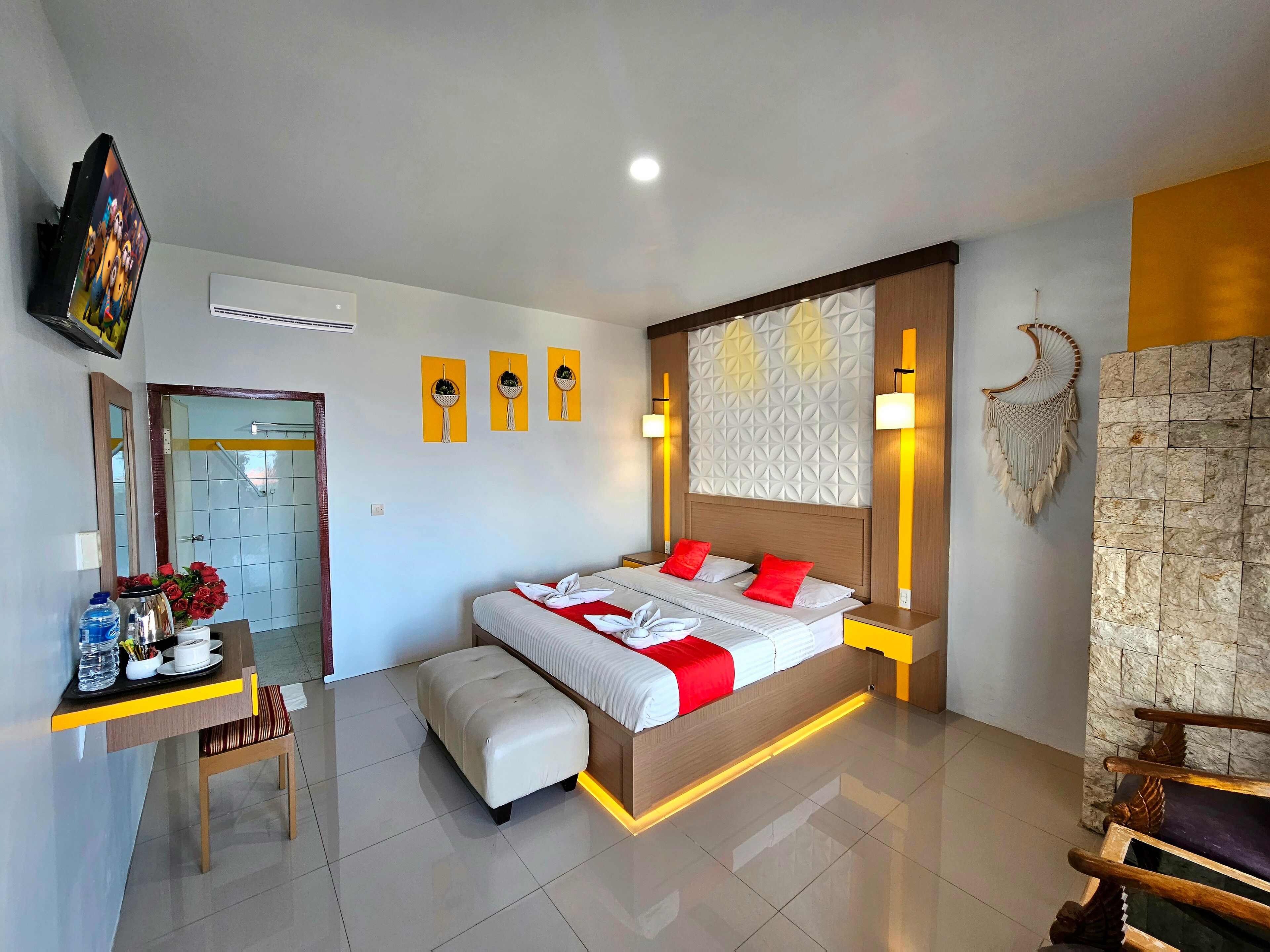 Habitación Deluxe | 1 habitación, escritorio, tabla de planchar con plancha y wifi gratis 