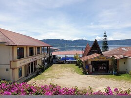 Deluxe Room | Lake view