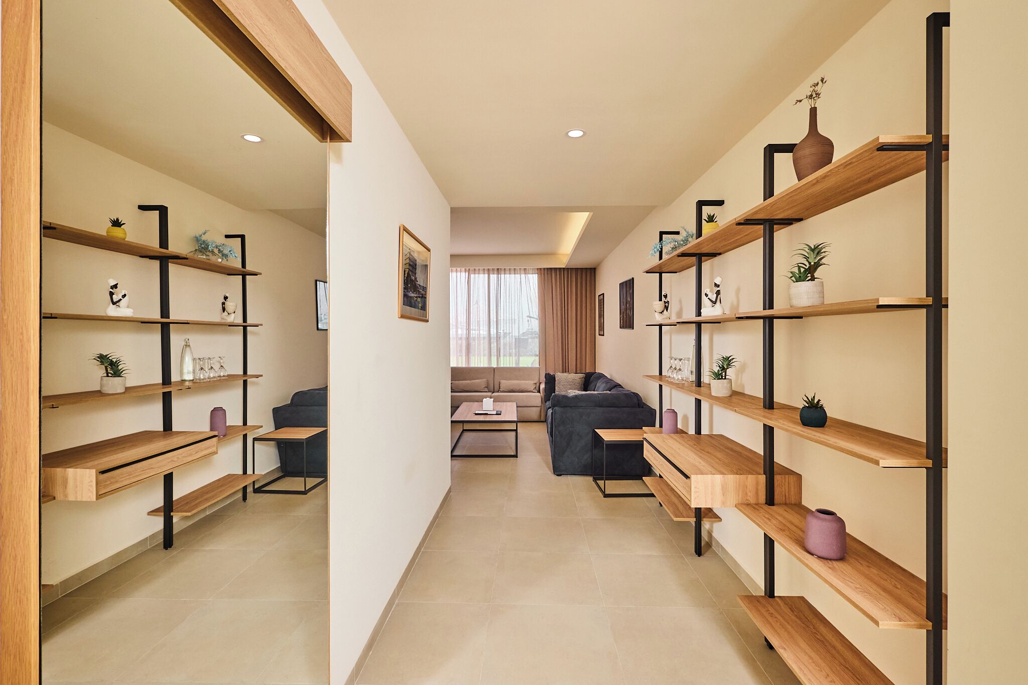 蜜月套房 | 起居区 | 智能电视、流媒体服务