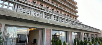 Saint Georges Hotel & Resort