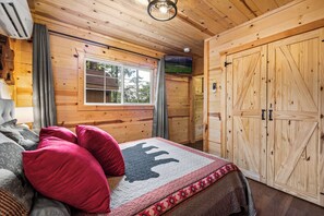 1 slaapkamer, een strijkplank/strijkijzer, gratis wifi, beddengoed