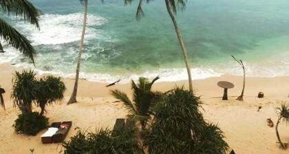 Cool Beach Hotel #9