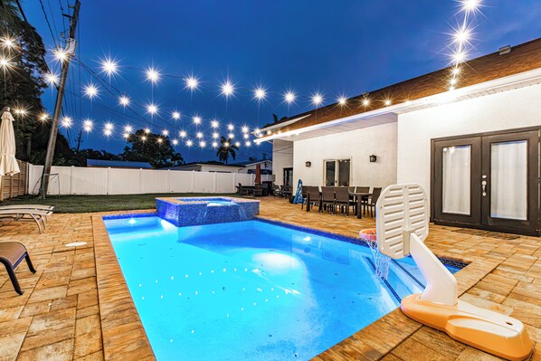 Pool - Lux/Heated Pool/Jacuzzi/Firepit/Games/1mile to beach (Naples)