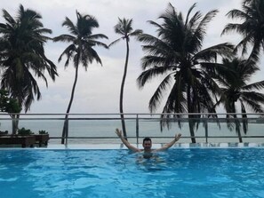 Pool - Cool Beach Hotel #5 (Hikkaduwa)