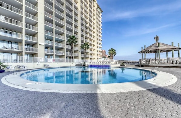 Indoor pool, outdoor pool