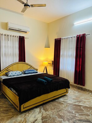 3 chambres, coffres-forts dans les chambres, Wi-Fi gratuit