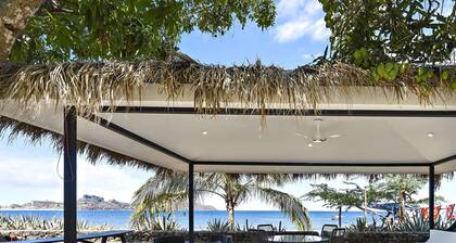 Playa Potrero - Exotische Villa direkt am Strand mit 7 Zimmern: Bella Catalina