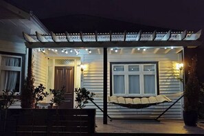 Terrace/patio - Beautiful villa near everything! (Christchurch)