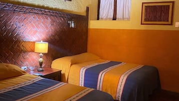 Family Suite | Blackout curtains, iron/ironing board, free WiFi, bed sheets