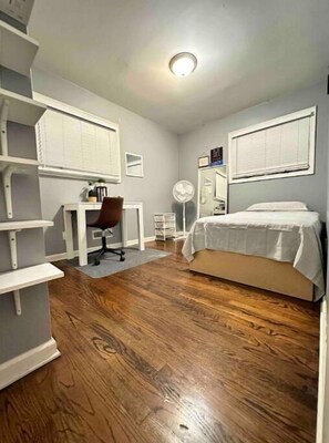5 bedrooms, WiFi