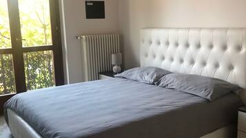 3 chambres, fer et planche Ă repasser, Wi-Fi, draps fournis