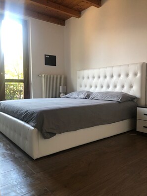 3 dormitorios, tabla de planchar con plancha, wifi y ropa de cama