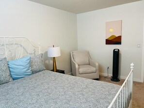 2 bedrooms, iron/ironing board, free WiFi, bed sheets