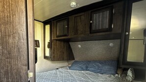 Casa móvil Deluxe | Wifi gratis y ropa de cama