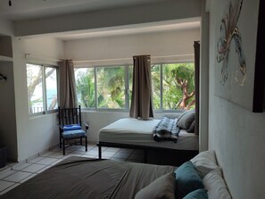 3 bedrooms, Egyptian cotton sheets, premium bedding, down comforters - Mismaloya Beach (Puerto Vallarta)
