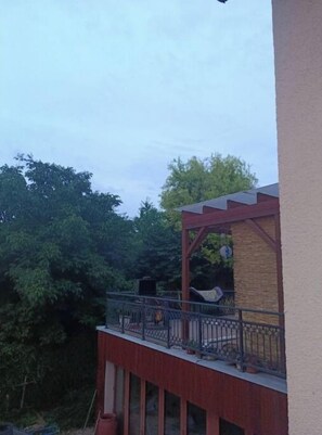 Property grounds - Vila Spy luxus solar energii sauně pools ergoline (Zápy)