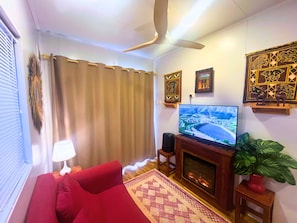 全景别墅, 1 张大床, 厨房, 海滩景观 | 起居区 | 40-英寸纯平电视(配备数码频道)、壁炉、Netflix