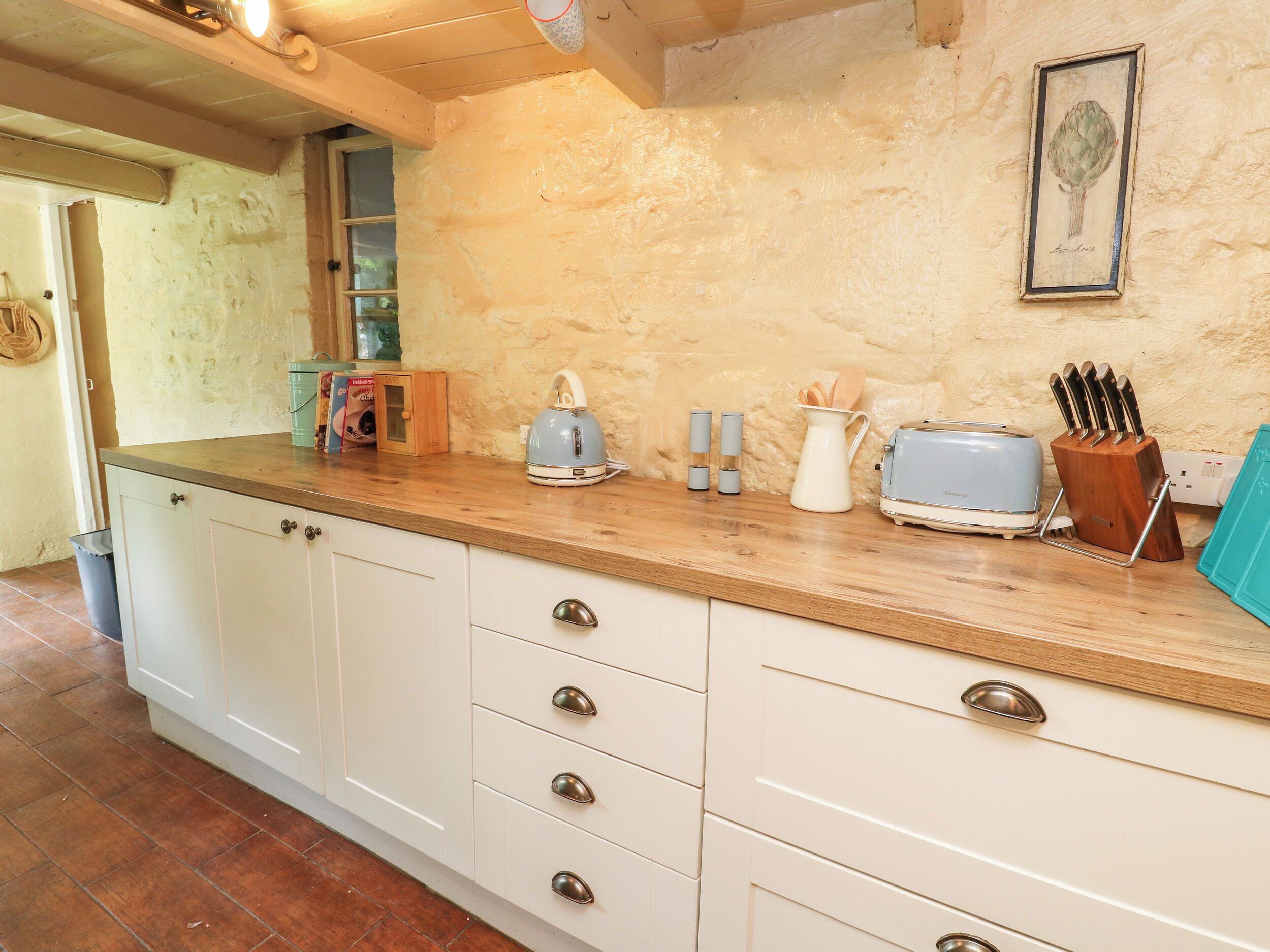 Fridge, dishwasher, electric kettle, toaster