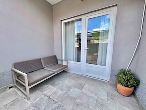 Terrace/patio - Studio with air conditioning and sea view (Crikvenica)