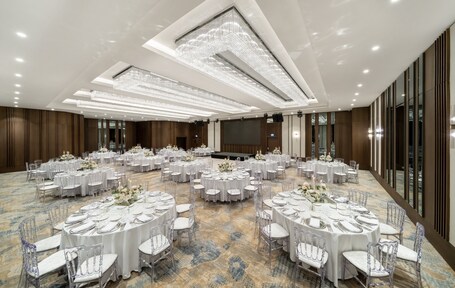 Crowne Plaza Istanbul Ortakoy Bosphorus, an IHG Hotel - Image 24