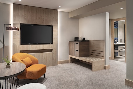 Crowne Plaza Istanbul Ortakoy Bosphorus, an IHG Hotel - Image 47