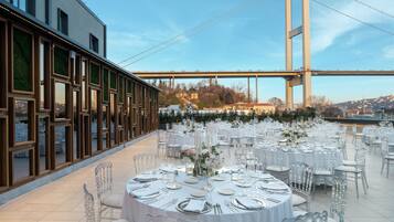 Área de bodas al aire libre